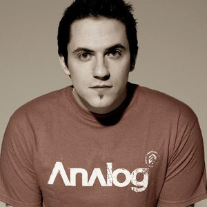 Fronda资料,Fronda最新歌曲,FrondaMV视频,Fronda音乐专辑,Fronda好听的歌