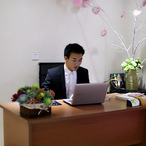 林成功资料,林成功最新歌曲,林成功MV视频,林成功音乐专辑,林成功好听的歌