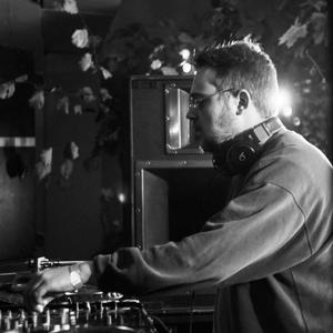 Naux资料,Naux最新歌曲,NauxMV视频,Naux音乐专辑,Naux好听的歌