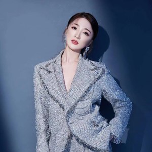 赵依娜资料,赵依娜最新歌曲,赵依娜MV视频,赵依娜音乐专辑,赵依娜好听的歌