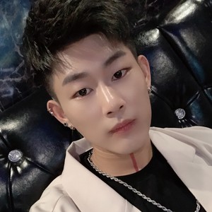诗情耀辉资料,诗情耀辉最新歌曲,诗情耀辉MV视频,诗情耀辉音乐专辑,诗情耀辉好听的歌