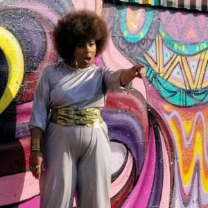 Adesha资料,Adesha最新歌曲,AdeshaMV视频,Adesha音乐专辑,Adesha好听的歌