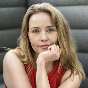 Christine Hals资料,Christine Hals最新歌曲,Christine HalsMV视频,Christine Hals音乐专辑,Christine Hals好听的歌