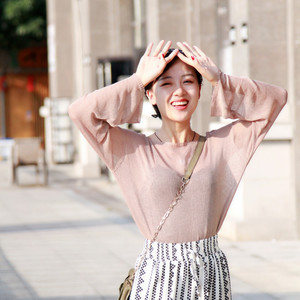 王一伊资料,王一伊最新歌曲,王一伊MV视频,王一伊音乐专辑,王一伊好听的歌