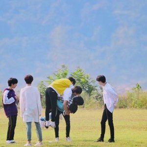 星回资料,星回最新歌曲,星回MV视频,星回音乐专辑,星回好听的歌