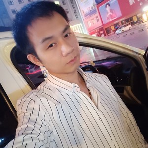 一开始说陪你到老的人他还在吗