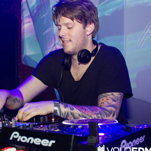 Fehrplay资料,Fehrplay最新歌曲,FehrplayMV视频,Fehrplay音乐专辑,Fehrplay好听的歌