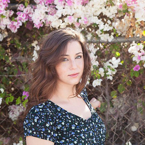 Robyn Dell’Unto资料,Robyn Dell’Unto最新歌曲,Robyn Dell’UntoMV视频,Robyn Dell’Unto音乐专辑,Robyn Dell’Unto好听的歌