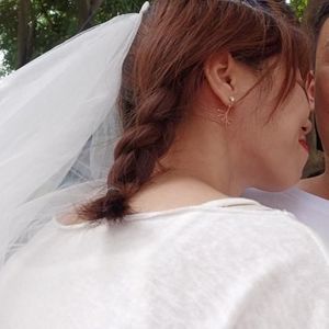 叶小资料,叶小最新歌曲,叶小MV视频,叶小音乐专辑,叶小好听的歌