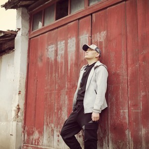 穆冰资料,穆冰最新歌曲,穆冰MV视频,穆冰音乐专辑,穆冰好听的歌