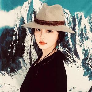 Emisunshine and the Rain资料,Emisunshine and the Rain最新歌曲,Emisunshine and the RainMV视频,Emisunshine and the Rain音乐专辑,Emisunshine and the Rain好听的歌