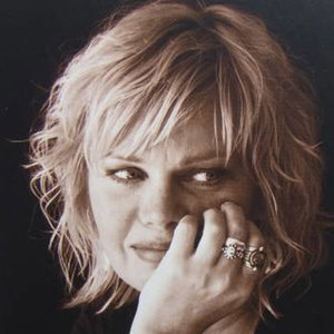 Saara Soisalo资料,Saara Soisalo最新歌曲,Saara SoisaloMV视频,Saara Soisalo音乐专辑,Saara Soisalo好听的歌