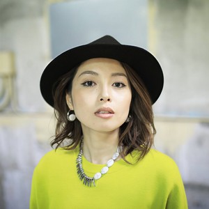 AYACA资料,AYACA最新歌曲,AYACAMV视频,AYACA音乐专辑,AYACA好听的歌