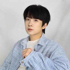 郑逸帆资料,郑逸帆最新歌曲,郑逸帆MV视频,郑逸帆音乐专辑,郑逸帆好听的歌