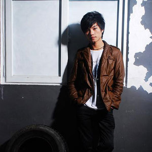 梁舞资料,梁舞最新歌曲,梁舞MV视频,梁舞音乐专辑,梁舞好听的歌