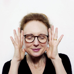 Rebecca Saunders资料,Rebecca Saunders最新歌曲,Rebecca SaundersMV视频,Rebecca Saunders音乐专辑,Rebecca Saunders好听的歌