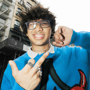 Nafeesisboujee资料,Nafeesisboujee最新歌曲,NafeesisboujeeMV视频,Nafeesisboujee音乐专辑,Nafeesisboujee好听的歌