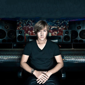 Glenn Morrison资料,Glenn Morrison最新歌曲,Glenn MorrisonMV视频,Glenn Morrison音乐专辑,Glenn Morrison好听的歌