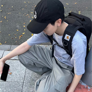 小伦冷冰冰资料,小伦冷冰冰最新歌曲,小伦冷冰冰MV视频,小伦冷冰冰音乐专辑,小伦冷冰冰好听的歌