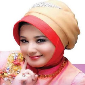 Evi资料,Evi最新歌曲,EviMV视频,Evi音乐专辑,Evi好听的歌