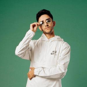 Albert Gonzalez资料,Albert Gonzalez最新歌曲,Albert GonzalezMV视频,Albert Gonzalez音乐专辑,Albert Gonzalez好听的歌