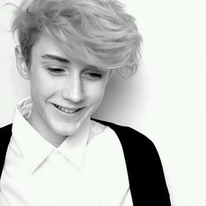 浪子诗词资料,浪子诗词最新歌曲,浪子诗词MV视频,浪子诗词音乐专辑,浪子诗词好听的歌