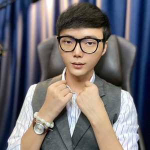 大表哥Erik资料,大表哥Erik最新歌曲,大表哥ErikMV视频,大表哥Erik音乐专辑,大表哥Erik好听的歌