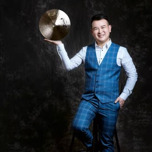 肖一鸣弟兄资料,肖一鸣弟兄最新歌曲,肖一鸣弟兄MV视频,肖一鸣弟兄音乐专辑,肖一鸣弟兄好听的歌