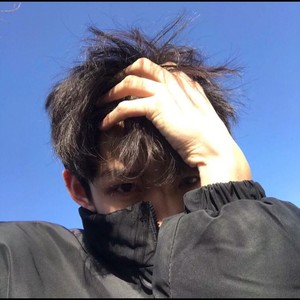 李震骁资料,李震骁最新歌曲,李震骁MV视频,李震骁音乐专辑,李震骁好听的歌