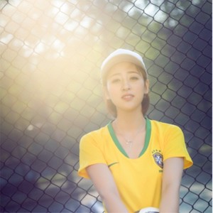 钱灵灵资料,钱灵灵最新歌曲,钱灵灵MV视频,钱灵灵音乐专辑,钱灵灵好听的歌