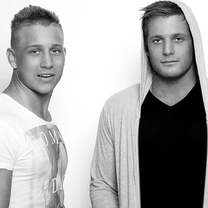 New World Sound资料,New World Sound最新歌曲,New World SoundMV视频,New World Sound音乐专辑,New World Sound好听的歌