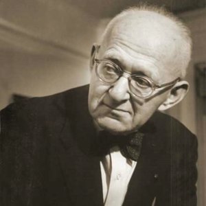 Eduard Steuermann资料,Eduard Steuermann最新歌曲,Eduard SteuermannMV视频,Eduard Steuermann音乐专辑,Eduard Steuermann好听的歌