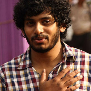 Suchith Suresan资料,Suchith Suresan最新歌曲,Suchith SuresanMV视频,Suchith Suresan音乐专辑,Suchith Suresan好听的歌