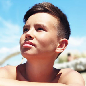 雅酷资料,雅酷最新歌曲,雅酷MV视频,雅酷音乐专辑,雅酷好听的歌