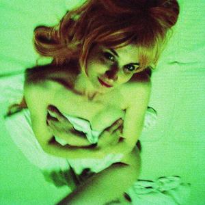 Crystal Macintosh资料,Crystal Macintosh最新歌曲,Crystal MacintoshMV视频,Crystal Macintosh音乐专辑,Crystal Macintosh好听的歌