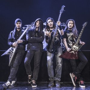 裂缝乐队资料,裂缝乐队最新歌曲,裂缝乐队MV视频,裂缝乐队音乐专辑,裂缝乐队好听的歌