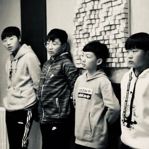 SNZT乐队资料,SNZT乐队最新歌曲,SNZT乐队MV视频,SNZT乐队音乐专辑,SNZT乐队好听的歌