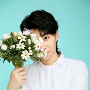 李一航资料,李一航最新歌曲,李一航MV视频,李一航音乐专辑,李一航好听的歌