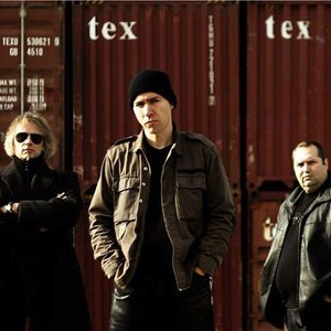 Girls Under Glass资料,Girls Under Glass最新歌曲,Girls Under GlassMV视频,Girls Under Glass音乐专辑,Girls Under Glass好听的歌