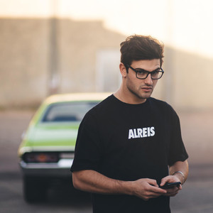 Jaymee Franchina资料,Jaymee Franchina最新歌曲,Jaymee FranchinaMV视频,Jaymee Franchina音乐专辑,Jaymee Franchina好听的歌