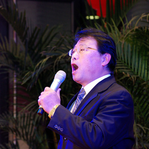 闻梵资料,闻梵最新歌曲,闻梵MV视频,闻梵音乐专辑,闻梵好听的歌