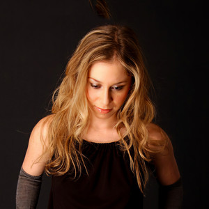 Toby Lightman资料,Toby Lightman最新歌曲,Toby LightmanMV视频,Toby Lightman音乐专辑,Toby Lightman好听的歌