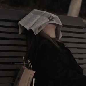 歌曲：灯火里的中国