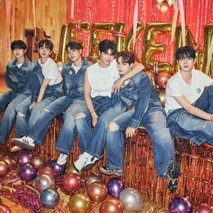 DRIPPIN (드리핀)资料,DRIPPIN (드리핀)最新歌曲,DRIPPIN (드리핀)MV视频,DRIPPIN (드리핀)音乐专辑,DRIPPIN (드리핀)好听的歌