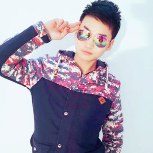 程小皓资料,程小皓最新歌曲,程小皓MV视频,程小皓音乐专辑,程小皓好听的歌