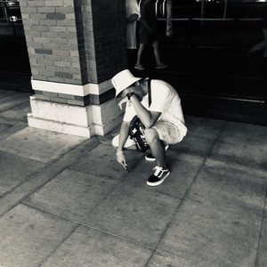 六便士资料,六便士最新歌曲,六便士MV视频,六便士音乐专辑,六便士好听的歌