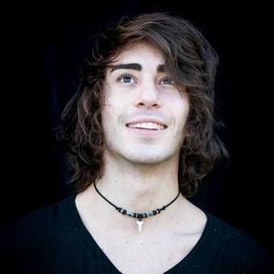 Nick De La Hoyde资料,Nick De La Hoyde最新歌曲,Nick De La HoydeMV视频,Nick De La Hoyde音乐专辑,Nick De La Hoyde好听的歌