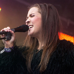 Emilie Nicolas资料,Emilie Nicolas最新歌曲,Emilie NicolasMV视频,Emilie Nicolas音乐专辑,Emilie Nicolas好听的歌