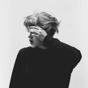 花无缺资料,花无缺最新歌曲,花无缺MV视频,花无缺音乐专辑,花无缺好听的歌