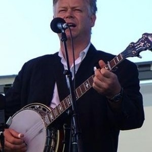 Ian Simpson资料,Ian Simpson最新歌曲,Ian SimpsonMV视频,Ian Simpson音乐专辑,Ian Simpson好听的歌